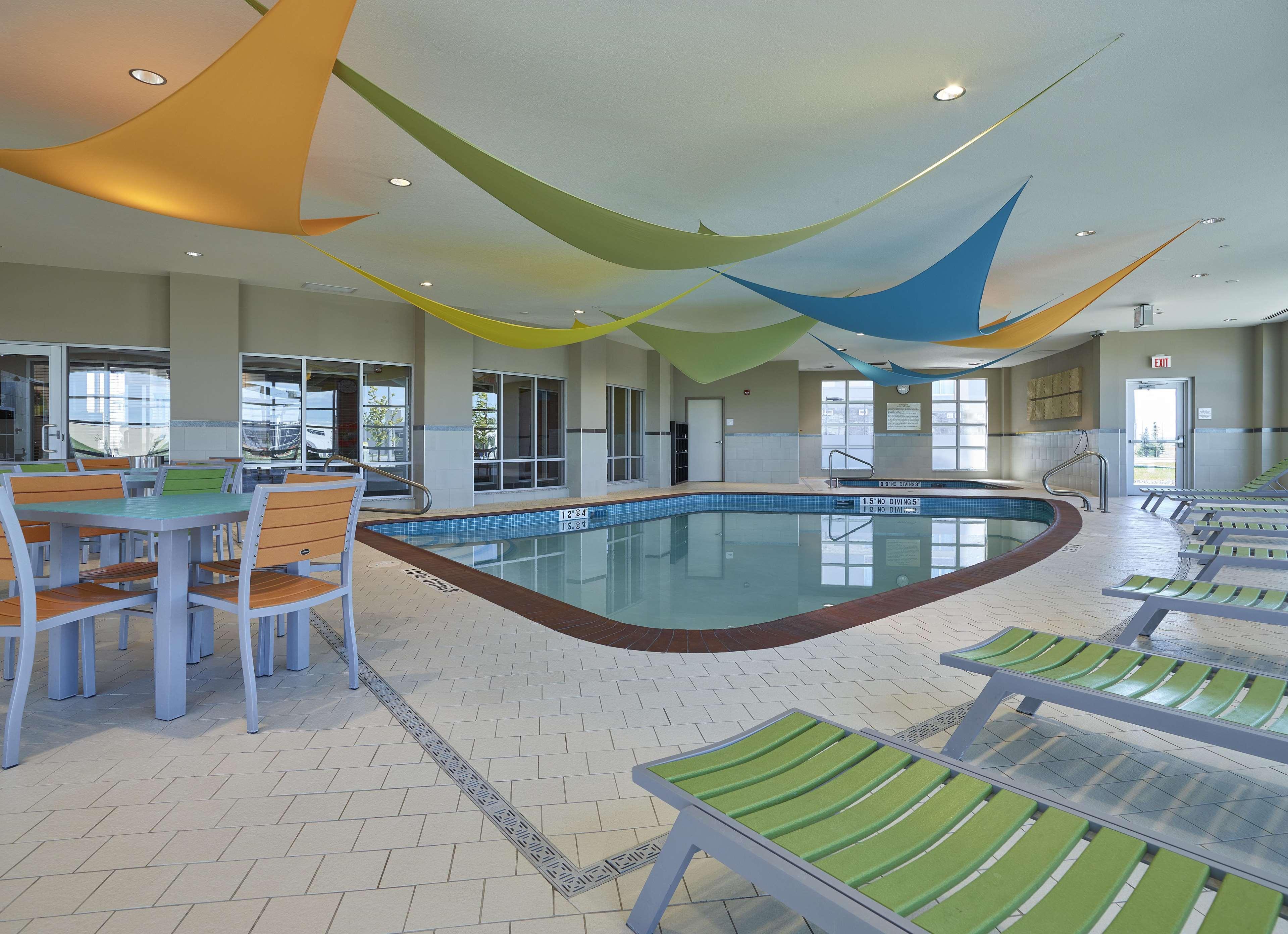 Homewood Suites By Hilton Calgary Downtown Esterno foto