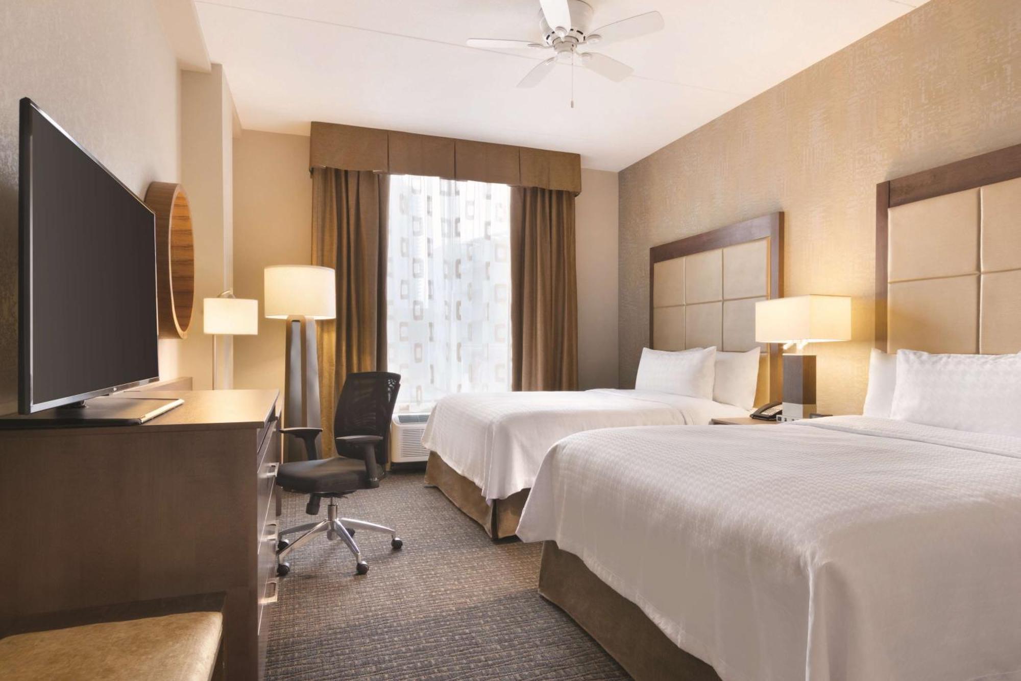Homewood Suites By Hilton Calgary Downtown Esterno foto