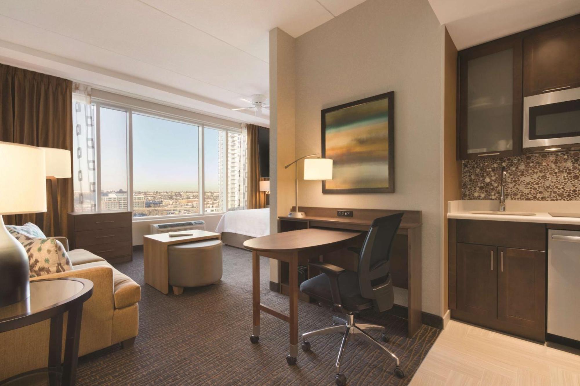 Homewood Suites By Hilton Calgary Downtown Esterno foto