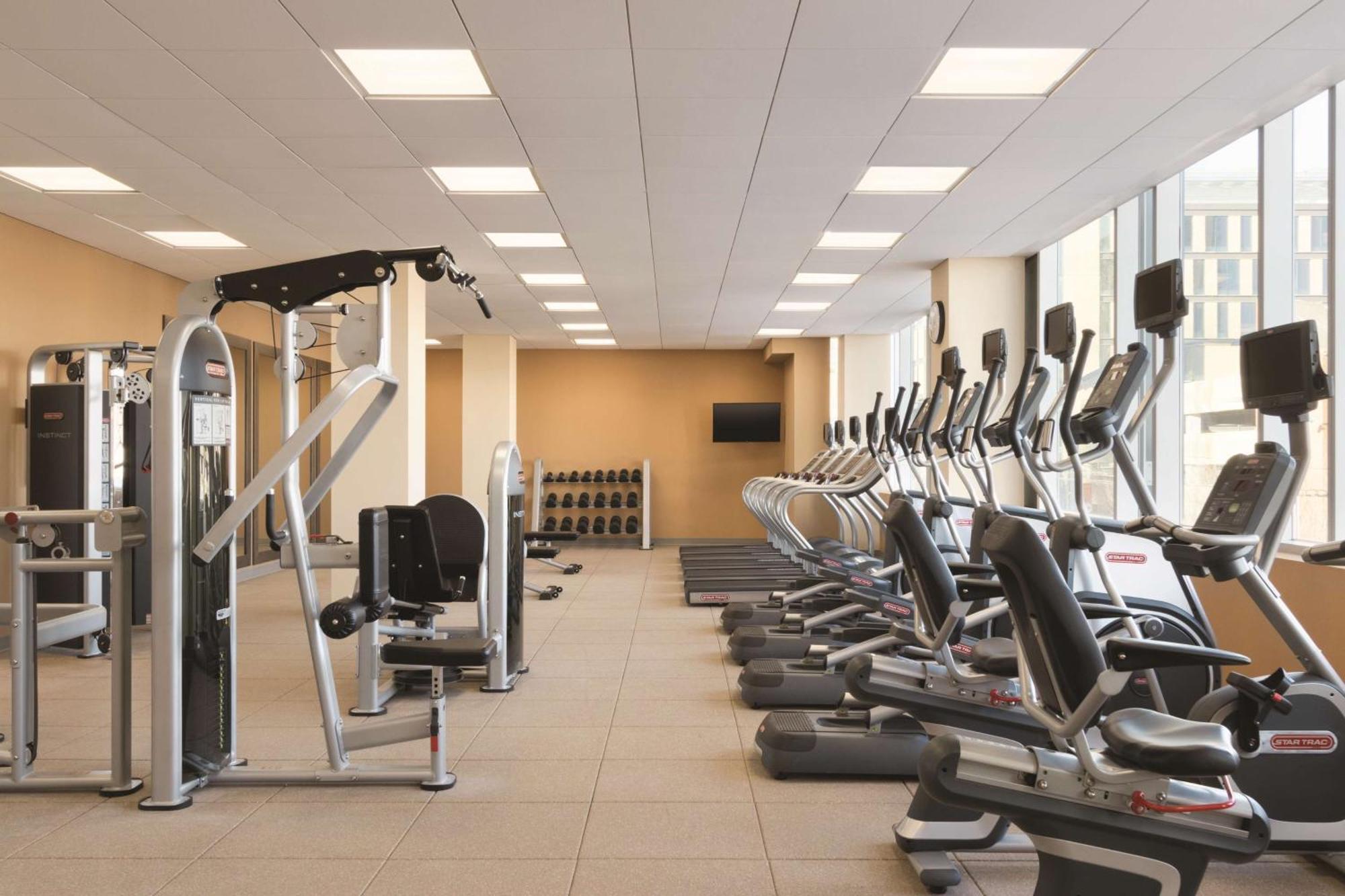 Homewood Suites By Hilton Calgary Downtown Esterno foto