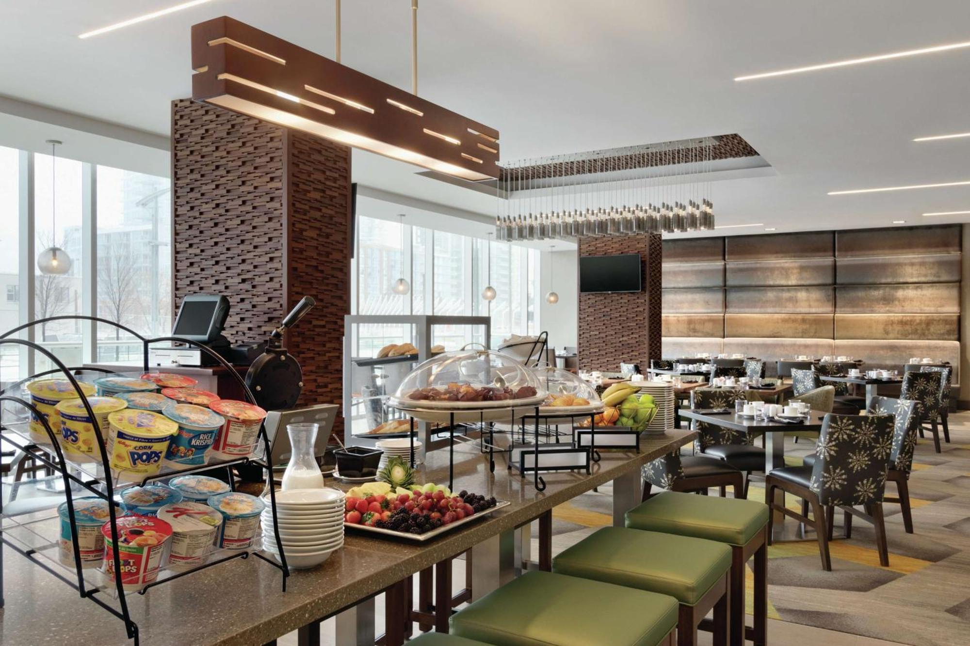Homewood Suites By Hilton Calgary Downtown Esterno foto